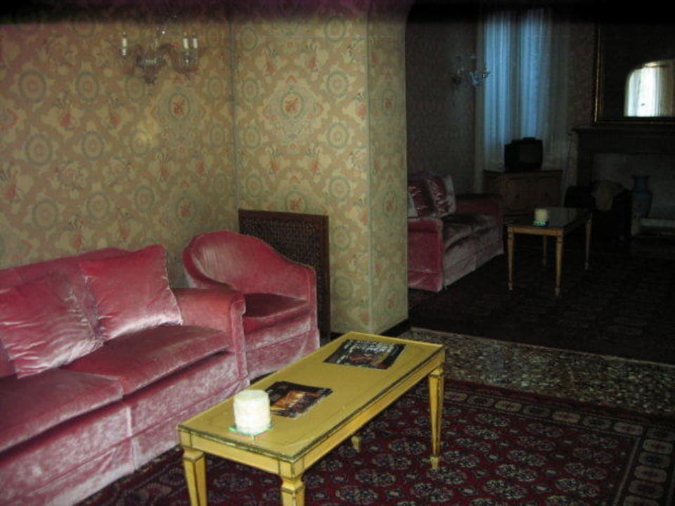 Der Aufenthaltsraum im Gardena/Venedig Hotel Gardena