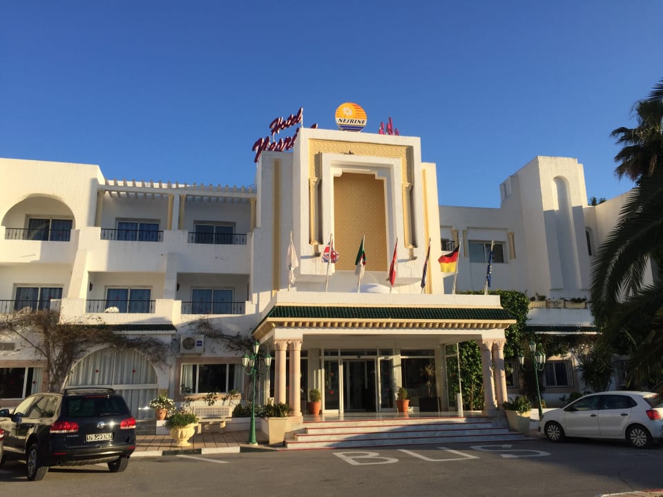 Außenansicht Hotel Nesrine