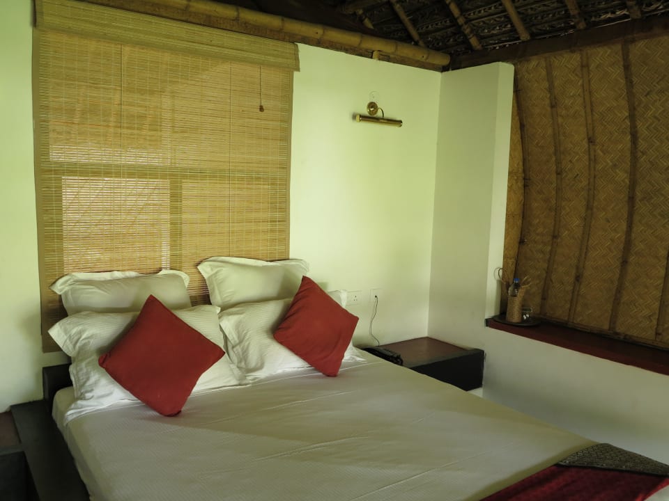 Standard Bungalow Les 3 Elephants Backwaters Eco Resort