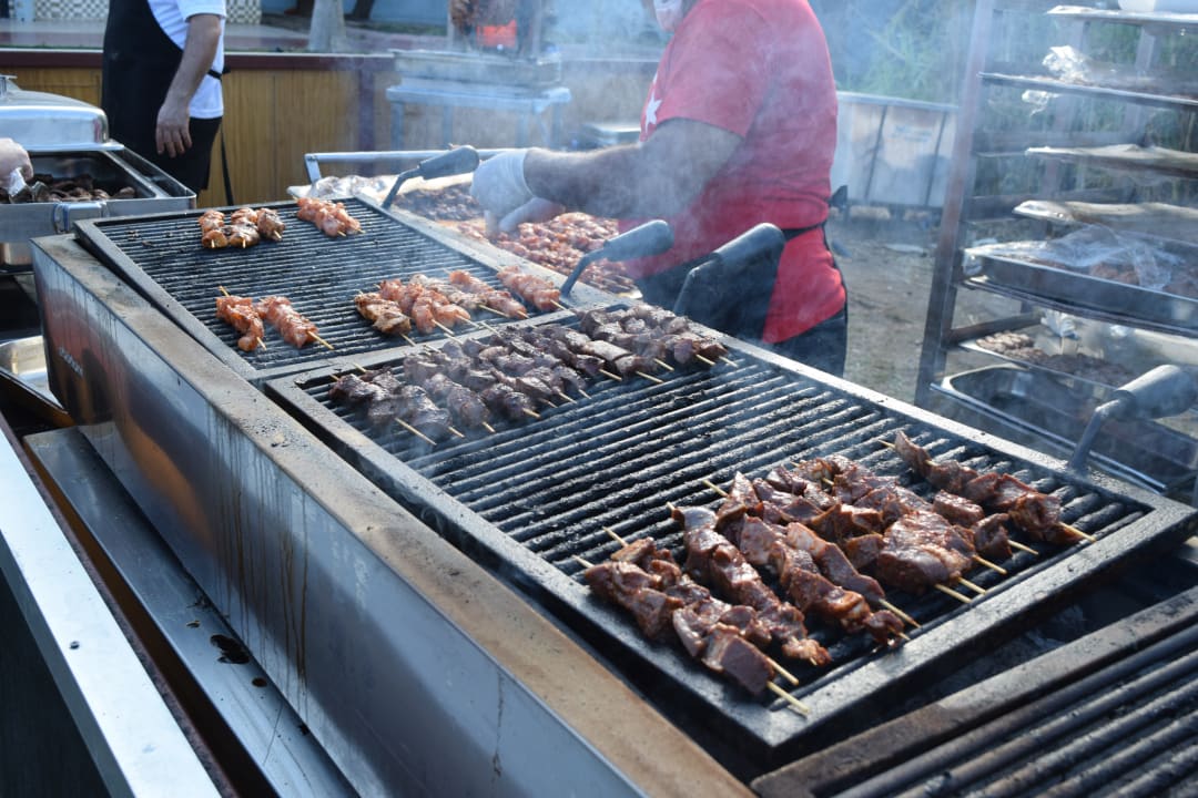 Gastro Armas Gül Beach