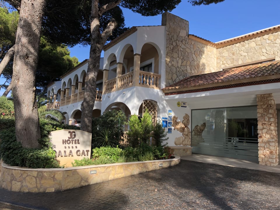 Außenansicht Hotel Cala Gat