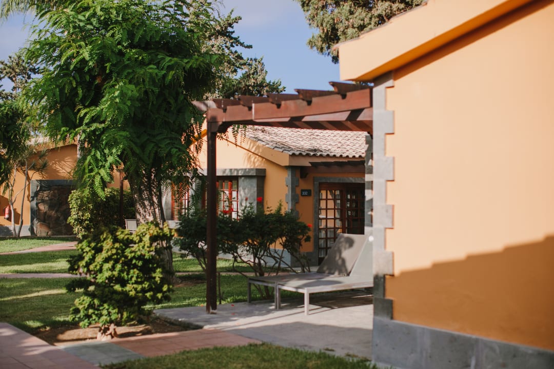 Außenansicht Suites & Villas by Dunas