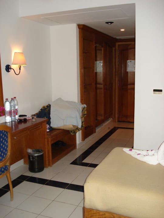 Шкаф Desert Rose