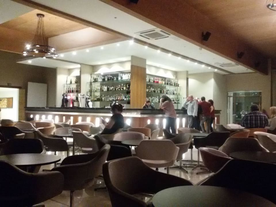 Hier jeden Abend Shows db San Antonio Hotel + Spa