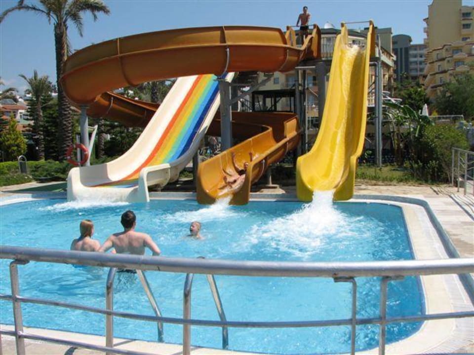 Zjeżdżalnia z trzema torami Side Sun Hotel