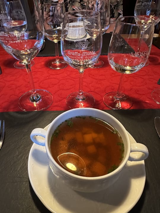 Gastro Weinhaus-Hotel Gräffs-Mühle