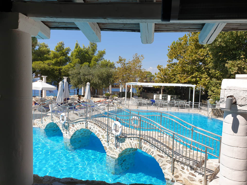 Pool Acrotel Athena Pallas