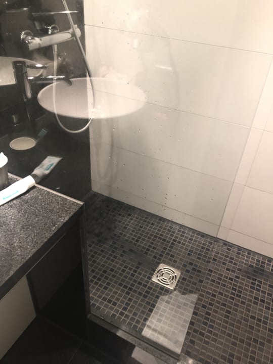 Zimmer Motel One Hamburg Airport