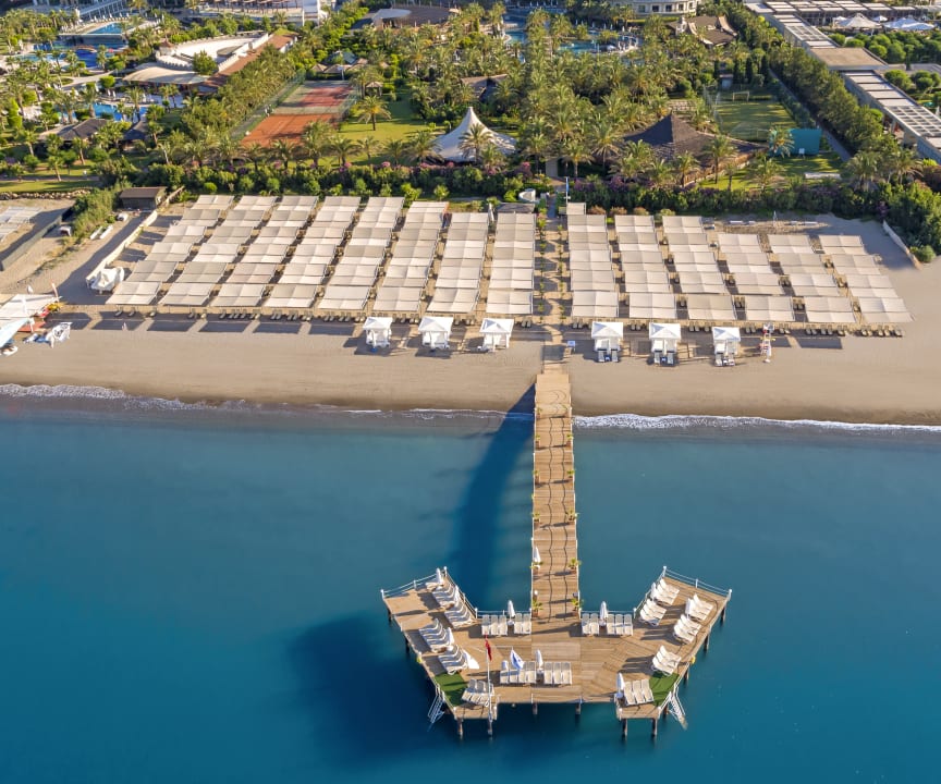 Strand Royal Wings Hotel