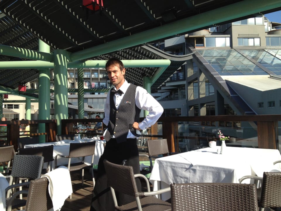 Hat sich um uns gekümmert. Limak Lara Deluxe Hotel & Resort