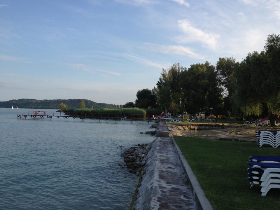 Richtung Tihany blickend Danubius Hotel Marina