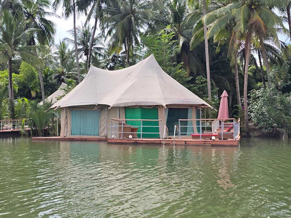 Außenansicht Canvas and Orchids Retreat