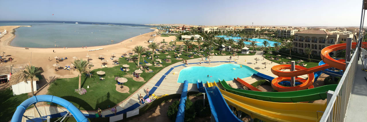 Ausblick von einem der Rutschentürme JAZ Aquamarine Resort