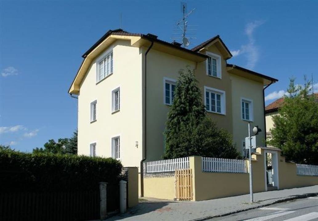 Depandance Restaurant-Pension L-CLUB