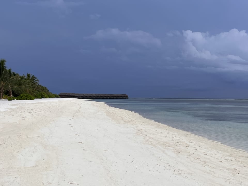 Strand Meeru Maldives Resort Island