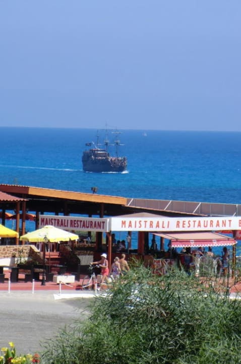 Blick auf's Meer Napa Mermaid Hotel & Suites