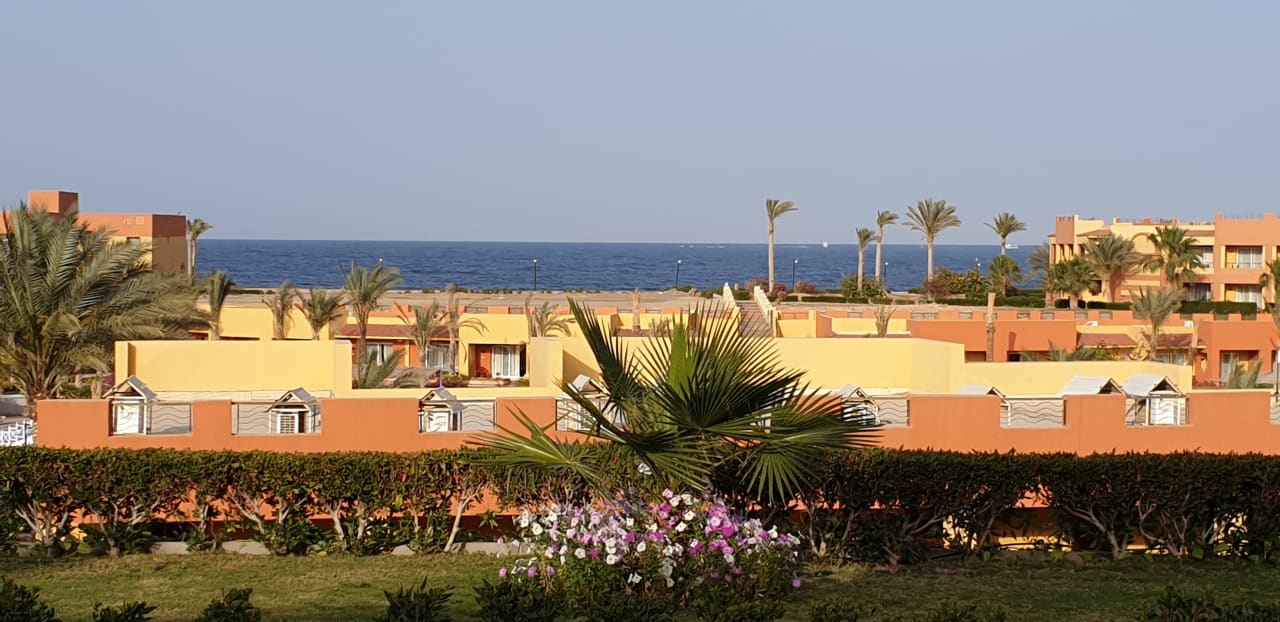 Außenansicht Malikia Resort Abu Dabbab