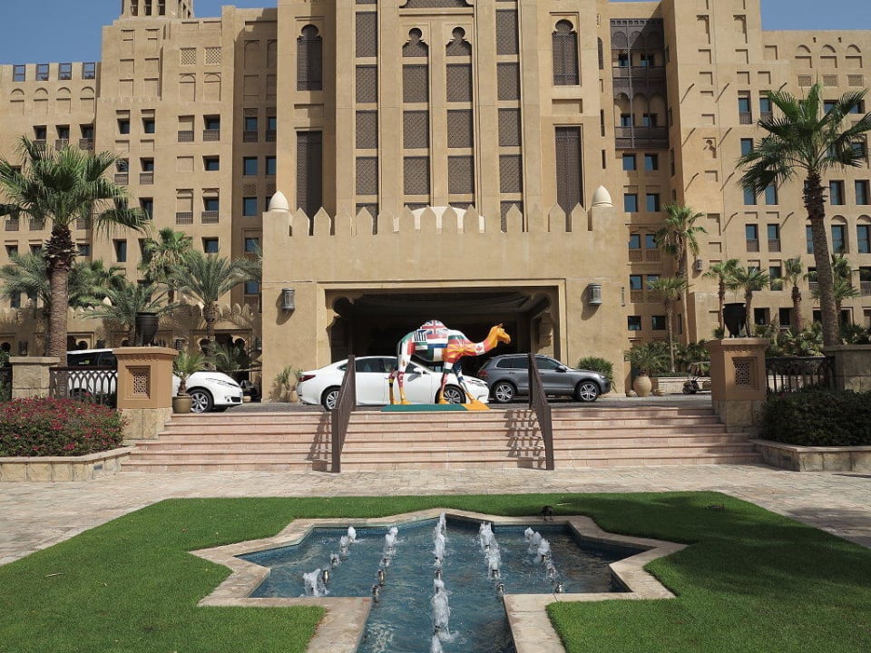 Hoteleingang Jumeirah Mina Al Salam