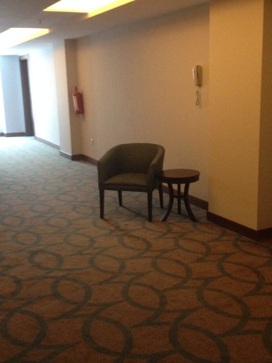 Flur in der 3. Etage Commodore Elite Suites & Spa - Adults only