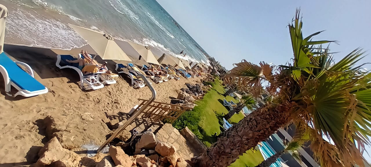Strand Arina Beach Resort