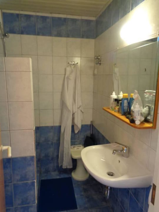 Badezimmer 2x2m Hotel Margarita Beach