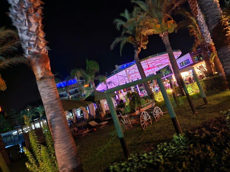 Gartenanlage Crystal Family Comfort Collection