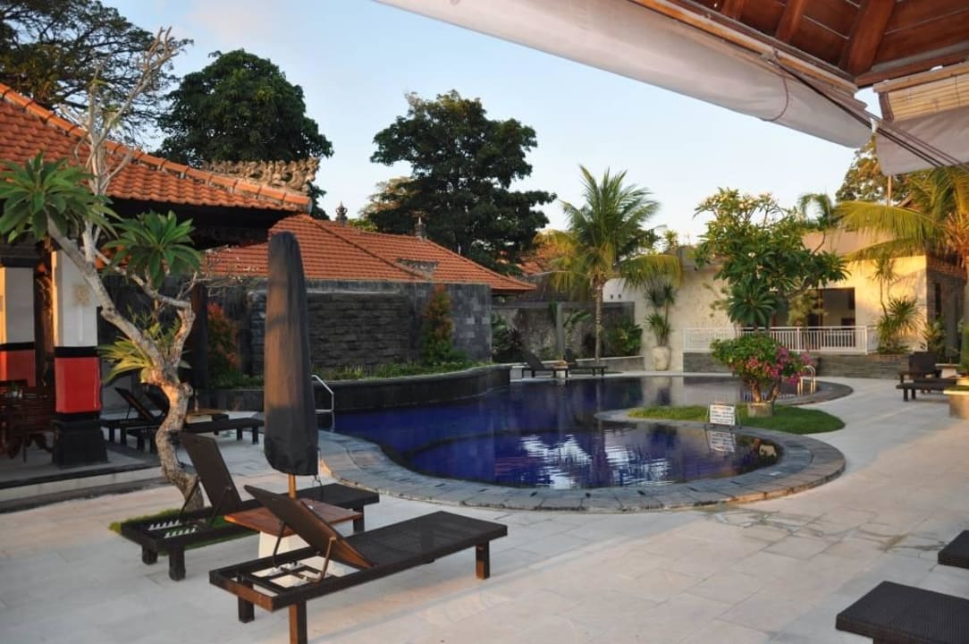 Pool Villa Shanti Beach