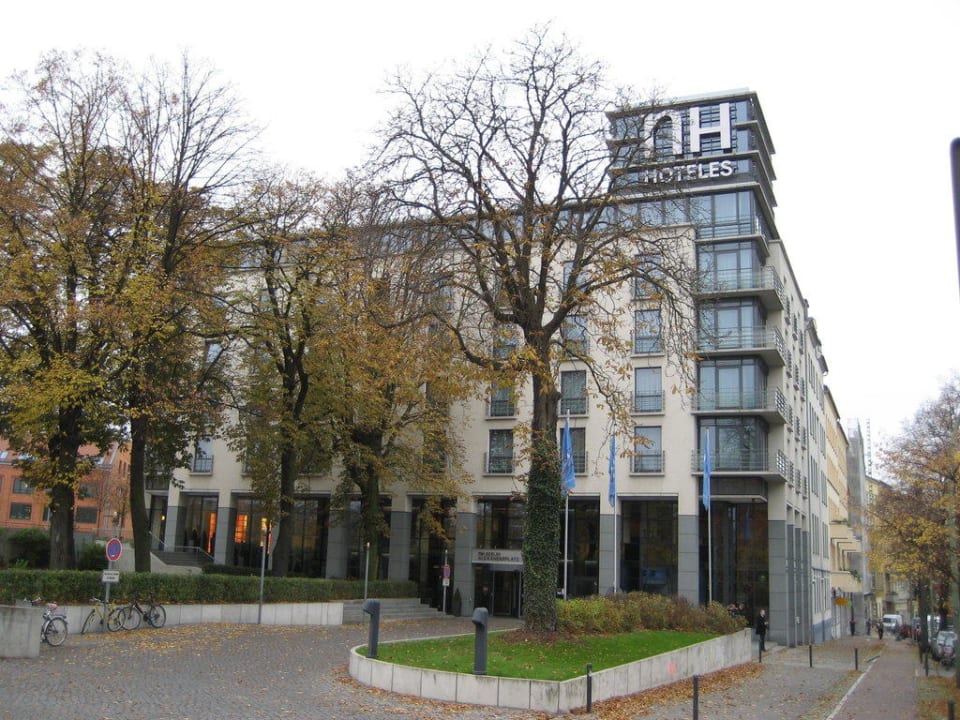 Haupteingang NH Berlin Alexanderplatz