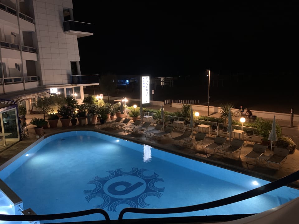Pool Hotel Panoramic