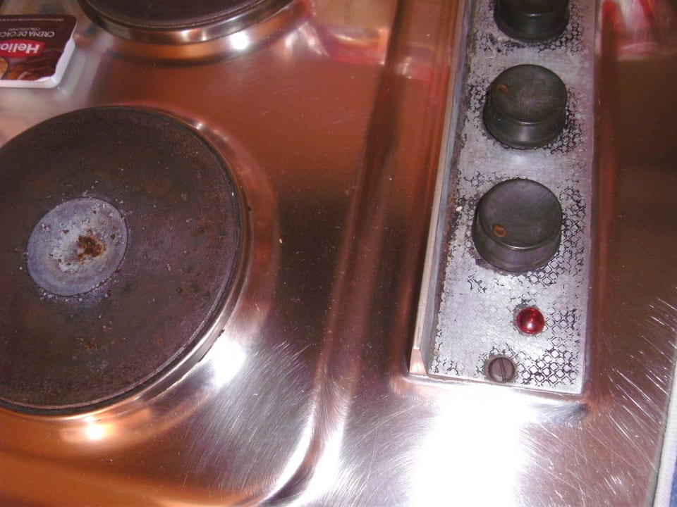 Küche - Herd verdreckt Alcudia Garden Aparthotel