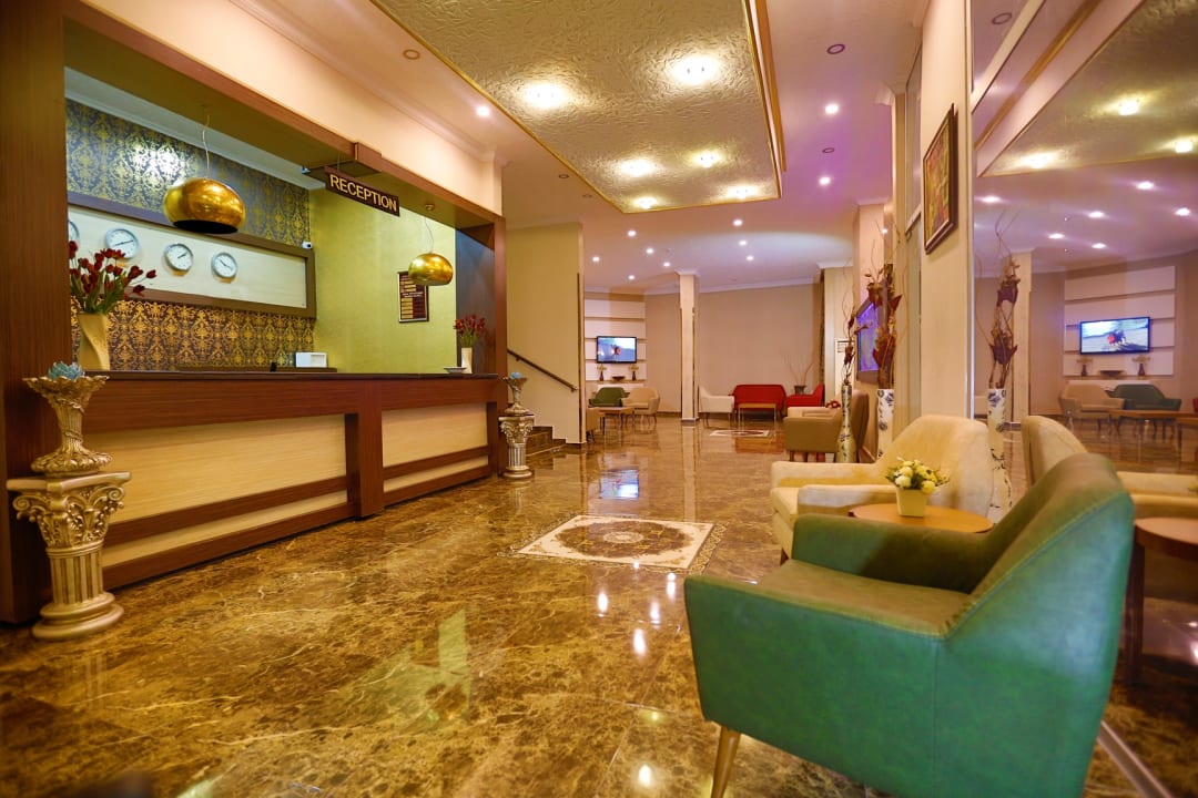 Lobby Enki Hotel