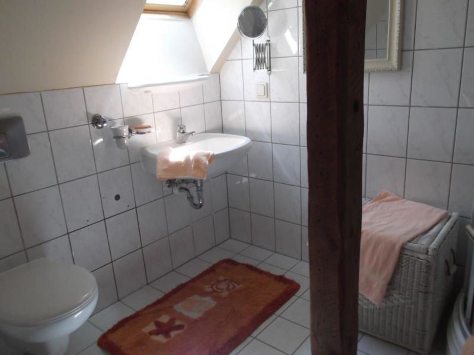 Bad im Zimmer Apartmenthaus Liubas Insel