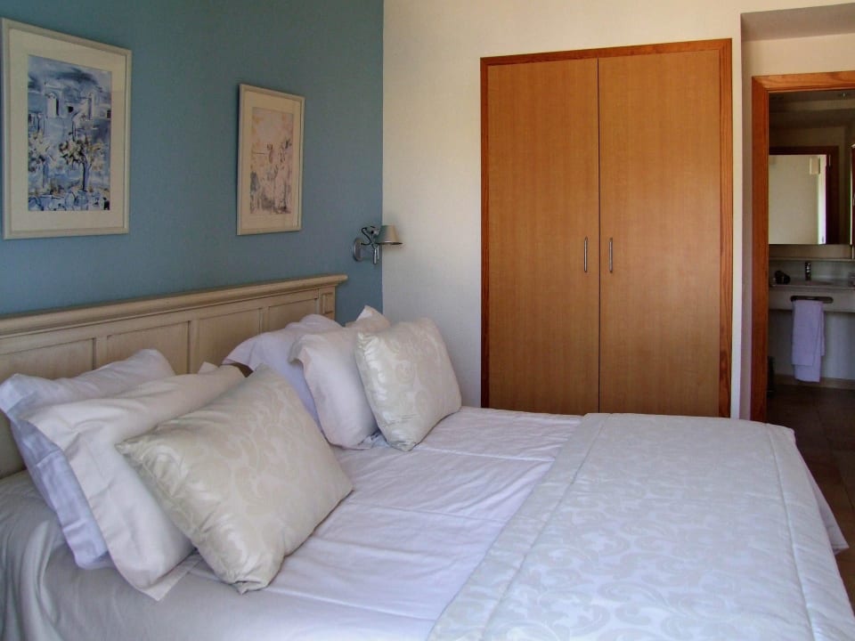 Schlafraum vom Appartement VIVA Cala Mesquida Resort & Spa
