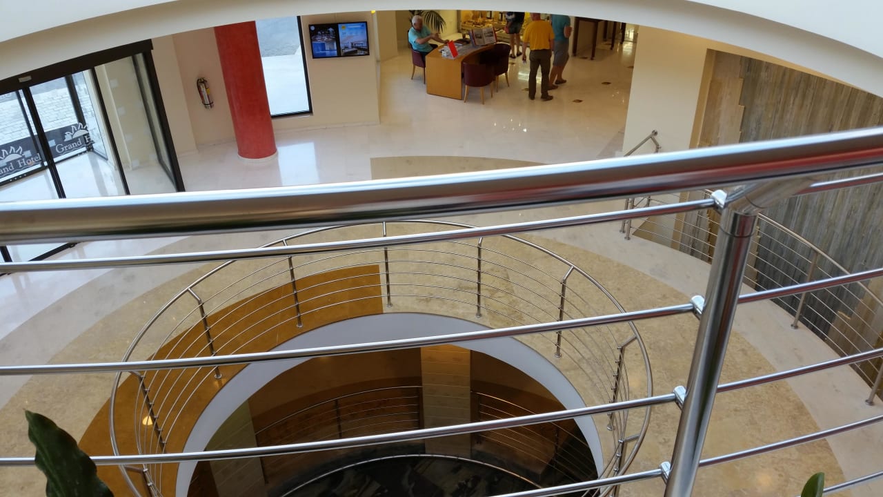 Hotel  Grand Hotel Holiday Resort