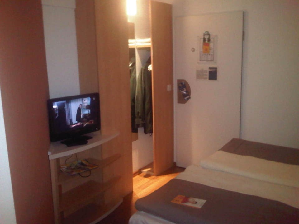 Standardzimmer B&B Hotel Bonn-City