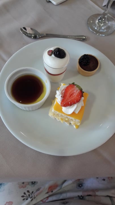 Gastro Hotel Horizon Beach Resort