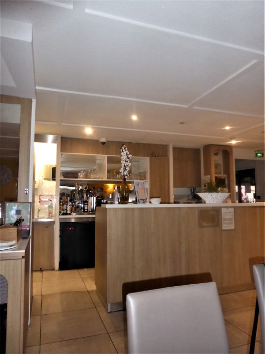 Gastro Hotel Kyriad Chantilly