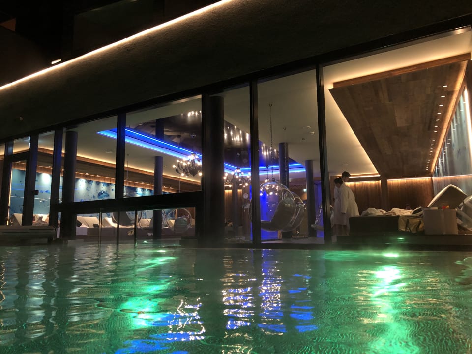 Pool Hotel Garni Hüttenhof