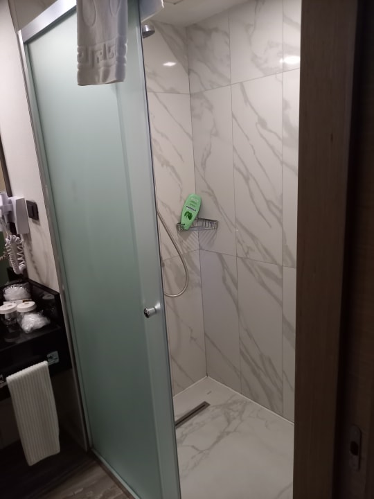 Zimmer Royal Wings Hotel