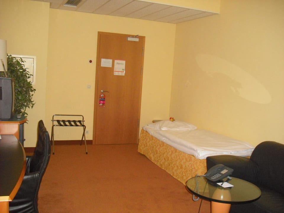 Zimmer obere Etage AMERON Berlin ABION Spreebogen Waterside