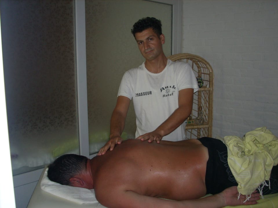 Murat der Massage (lohnt sich) Anik Hotel