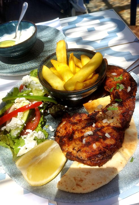 Gastro Crystal Springs Beach Hotel