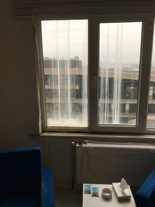 Zimmer Hotel Airport Residence