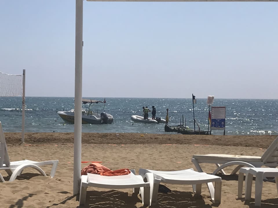 Strand Side Aluna Hotel