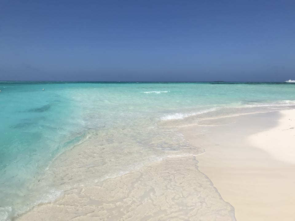 Strand Meeru Maldives Resort Island