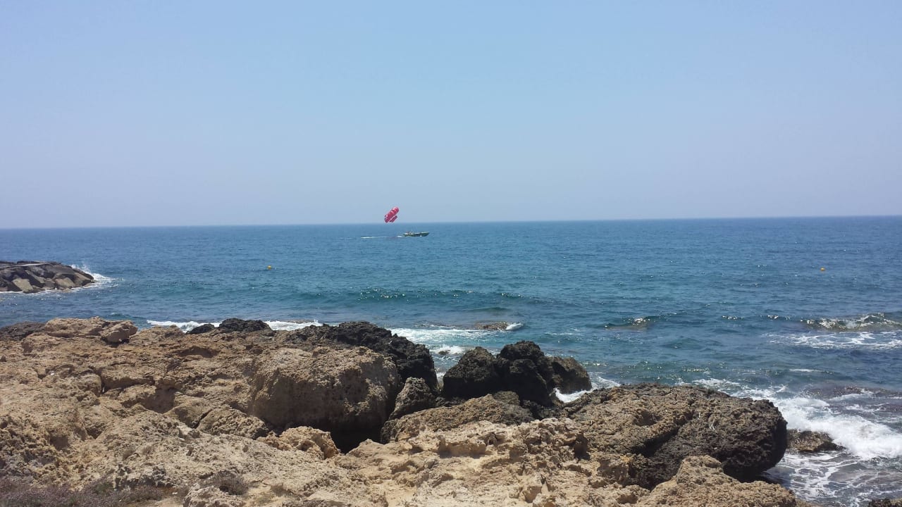 Hotel ''Constantinov Bros Athena Beach'' Constantinou Bros Athena Beach Hotel