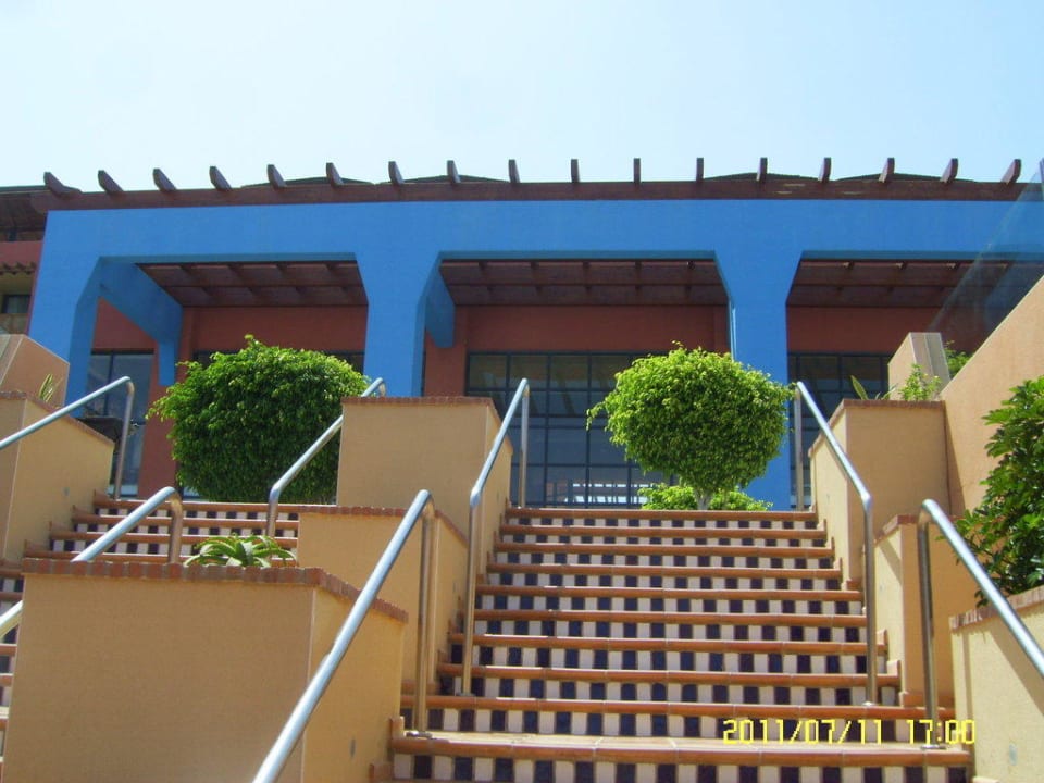 Treppe zum Pool H10 Tindaya