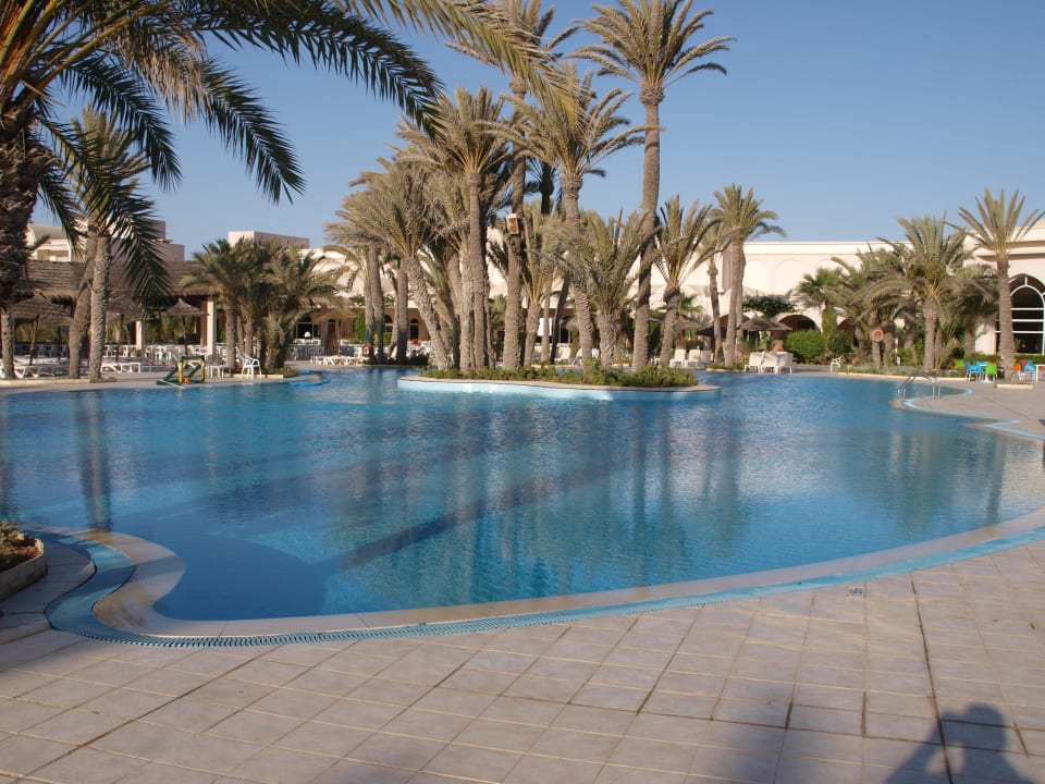 Pool 2 Zita Beach Resort