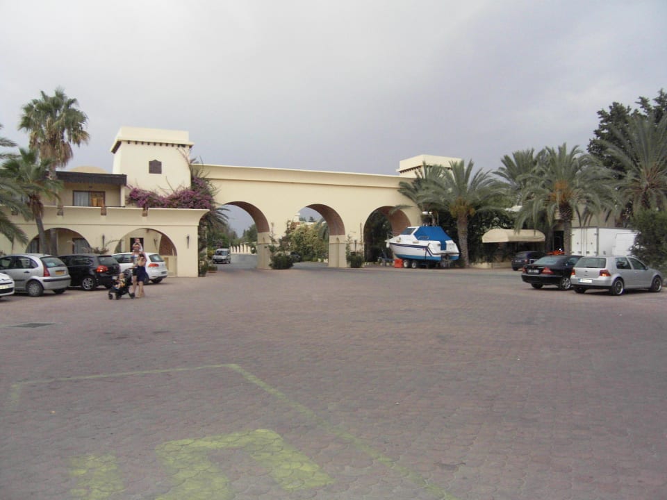 Parkplatz Hotel Paradis Palace