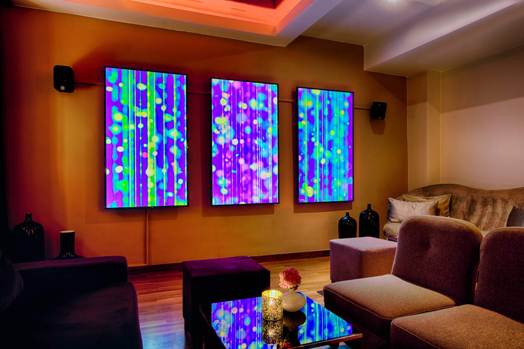 Lounge - Virtual Entertainment Leonardo Royal Hotel Berlin Alexanderplatz